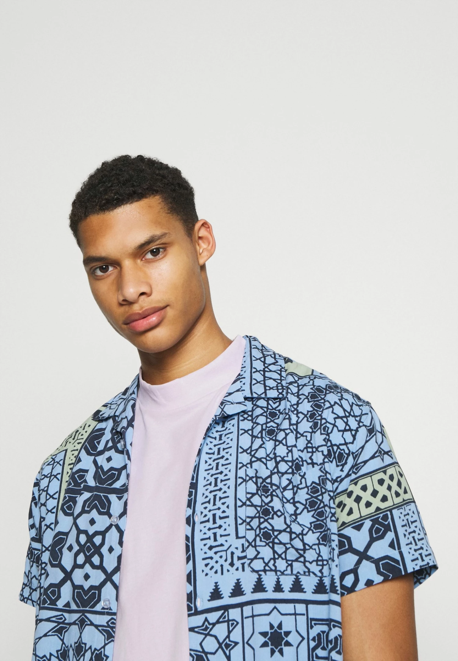 YOURTURN UNISEX - T-shirt basique Prix Aimable t shirt Col rond all 6 YOURTURN UNISEX - T-shirt basique Prix Aimable t shirt Col rond all – Image 4