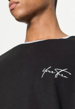 YOURTURN Soldes En Ligne BIG OLD SCHOOL - T-shirt imprimé t shirt Col rond all 11 YOURTURN Soldes En Ligne BIG OLD SCHOOL - T-shirt imprimé t shirt Col rond all -YOURTURN Soldes 2022 2f25e18a33f14116a894e11cec6c1fb0