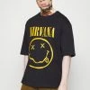 YOURTURN Prix Usine NIRVANA SMILY UNISEX - T-shirt imprimé t shirt Col rond all -YOURTURN Soldes 2022 3769fd3138544561b1c28ec79b94d090