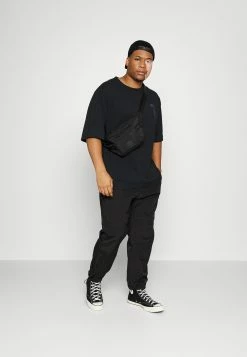 YOURTURN Prix Exclusifs UNISEX - T-shirt imprimé t shirt Col rond all -YOURTURN Soldes 2022 39a0a4538e6d4f07b7ad361055b974be