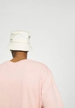 Prix Ourlé YOURTURN UNISEX - T-shirt imprimé t shirt Col rond all 12 Prix Ourlé YOURTURN UNISEX - T-shirt imprimé t shirt Col rond all -YOURTURN Soldes 2022 4f09d5aa07e644beadee0ee693e8b834