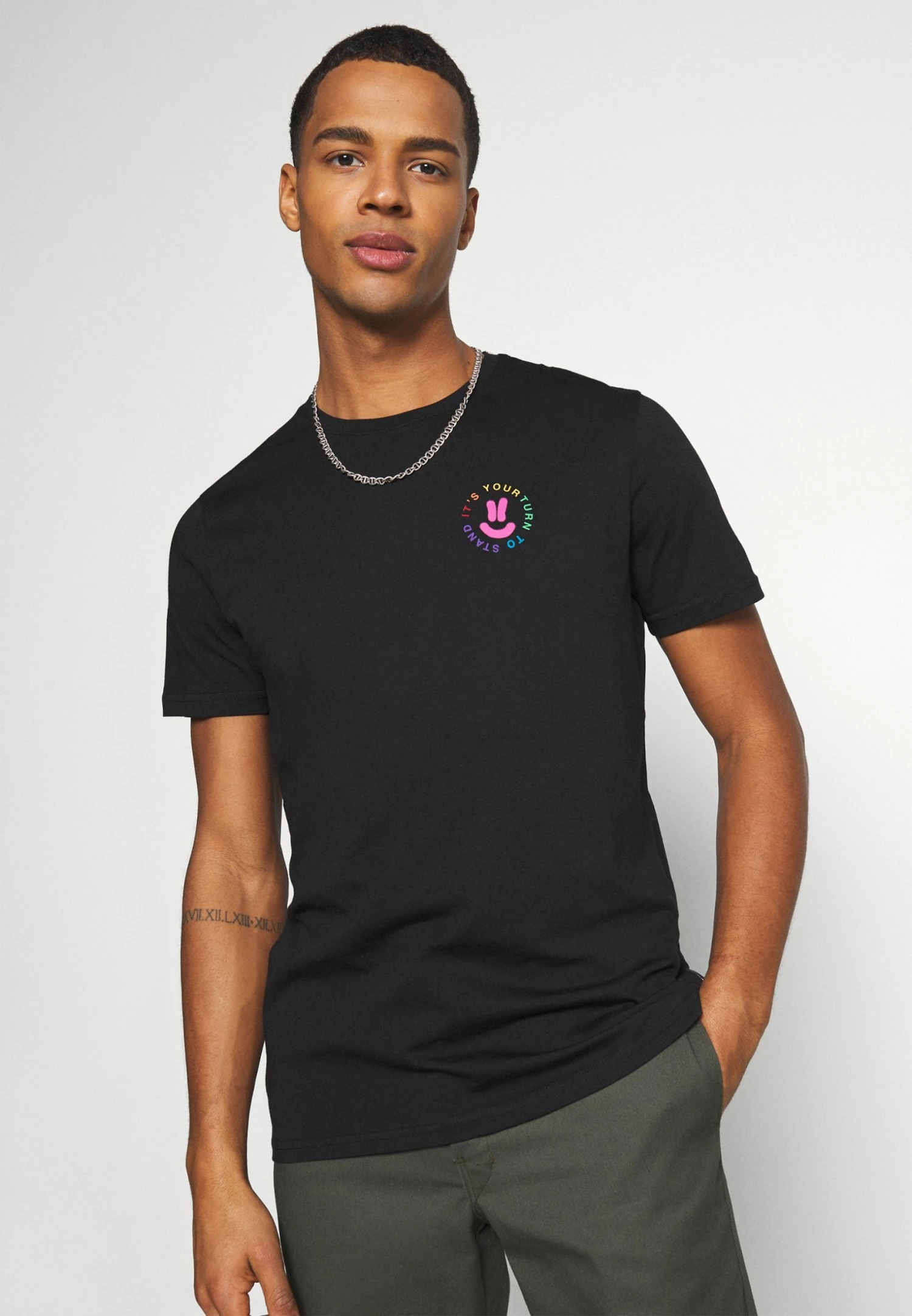 Prix Allégé YOURTURN UNISEX - T-shirt imprimé t shirt Col rond all 6 Prix Allégé YOURTURN UNISEX - T-shirt imprimé t shirt Col rond all – Image 4