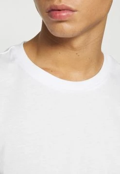 Prix Imbattable YOURTURN 2 PACK - T-shirt basique t shirt Col rond all 15 Prix Imbattable YOURTURN 2 PACK - T-shirt basique t shirt Col rond all -YOURTURN Soldes 2022 886d6cd6ed564916a47ee805a9690554