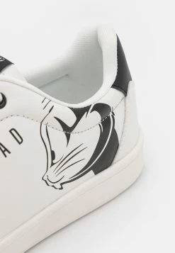 Qualité garantie 100% YOURTURN SPACE JAM UNISEX - Baskets basses sneaker Rond all -YOURTURN Soldes 2022 8e2269900cc24ee686d47c0cd3b23cc1