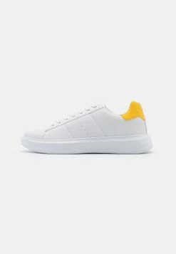 YOURTURN UNISEX - Baskets basses Prix d’Amis sneaker Rond all -YOURTURN Soldes 2022 92f922dd17ad442bbb1a3e7010431c73