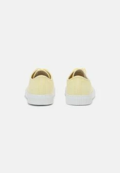 YOURTURN UNISEX - Baskets basses - yellow Prix Préférentiel sneaker Rond all -YOURTURN Soldes 2022 98c1c545b8d84945b37f75a54bd54611