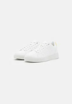 YOURTURN Prix Refroidis UNISEX - Baskets basses sneaker Rond all -YOURTURN Soldes 2022 a55dcd0e2b8340d88791d3dc78d61cc8