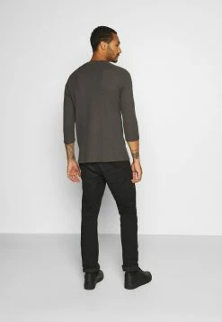 YOURTURN Prix d’Amis UNISEX - T-shirt à manches longues pullover Col rond all 11 YOURTURN Prix d’Amis UNISEX - T-shirt à manches longues pullover Col rond all -YOURTURN Soldes 2022 c915c0b2bcfa415684bfff10922a9afb