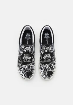 Première Qualité YOURTURN SPACE JAM UNISEX - Mocassins low shoe Rond all -YOURTURN Soldes 2022 d757591bcbc841ca913522737391ef4c