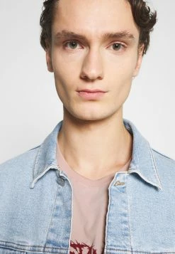 Soldes YOURTURN UNISEX - T-shirt imprimé t shirt Col rond all -YOURTURN Soldes 2022 e9b8a560f4174ef4ab25736182e66c53