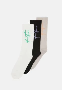 Excellente qualité YOURTURN YRTRN LOGO 3 PACK - Chaussettes stocking men -YOURTURN Soldes 2022 f0e388c08ad449d2b6d5d8e2f2ad0186 1